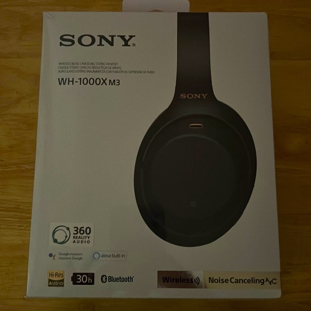 Sony WH-1000X m3 Noise Cancelling Bluetooth Headphones